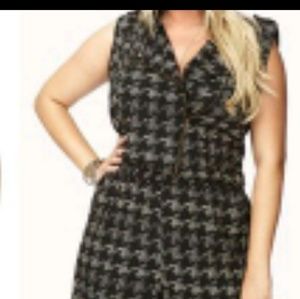 NWOT Forever 21 3x Romper chic front zipper